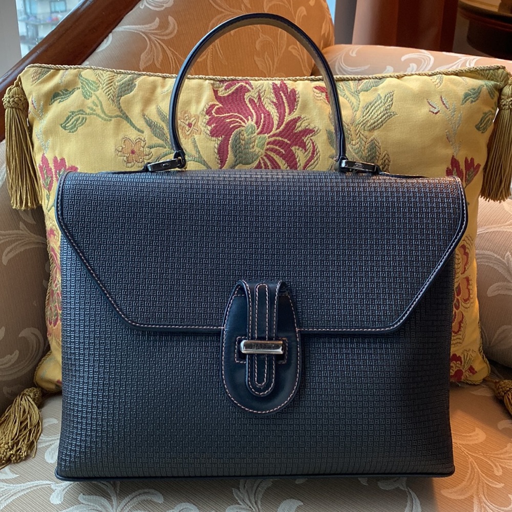 🌸 AUTHENTIC BALLY BAG